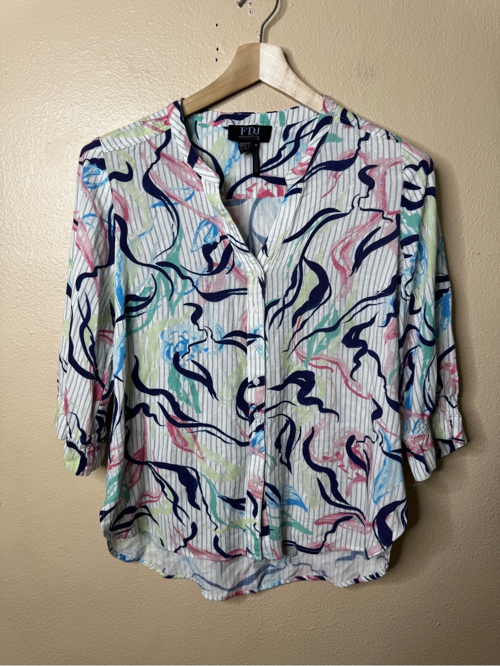 FDJ French Dressing Jeans Shirt Women’s Small Blouse Abstract Print 3/4 Sleeve